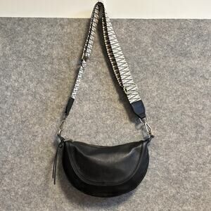 Urban Originals Anthropologie Bag Women Size Small Black Leather Crossbody Vegan